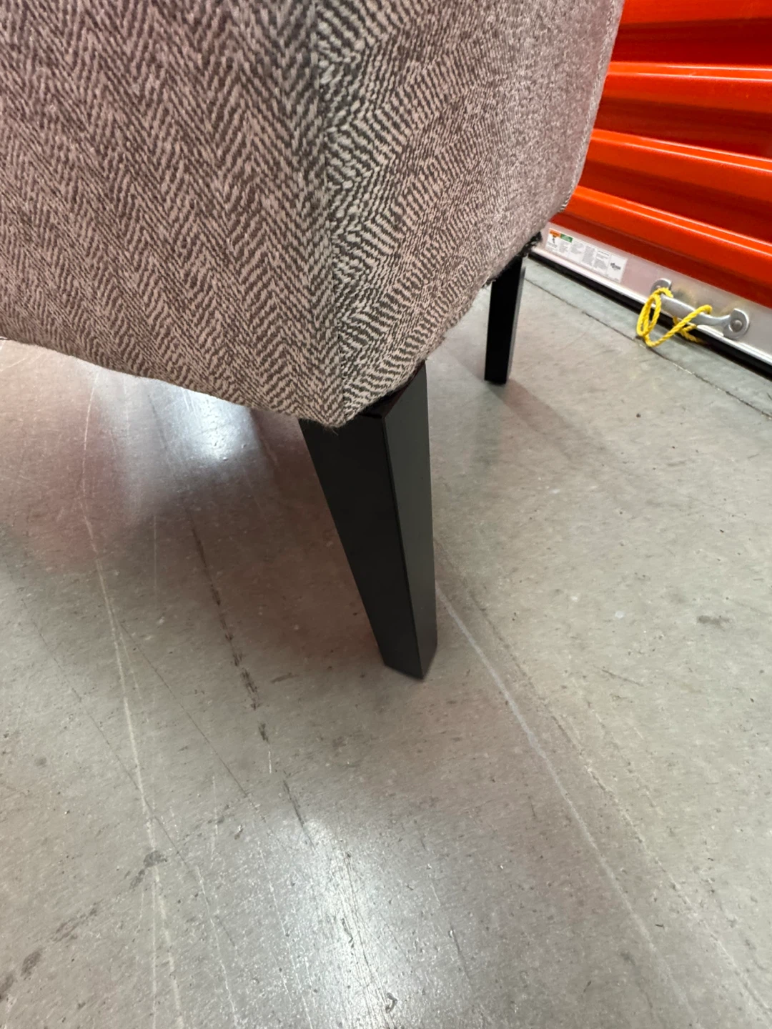 Tufted Grey Herringbone Accent Chair - photo 2