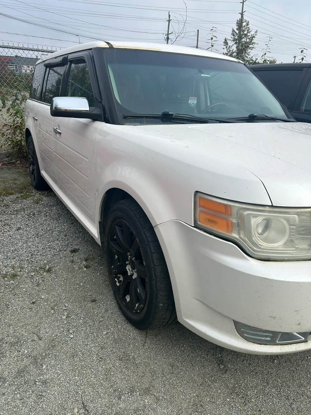 White Ford Flex Limited - photo 3