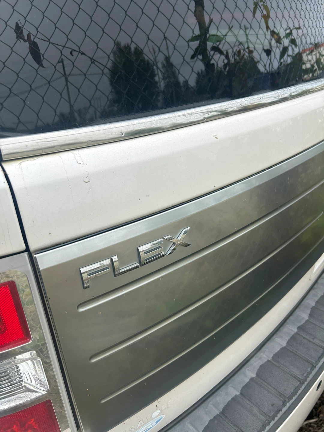 White Ford Flex Limited - photo 4