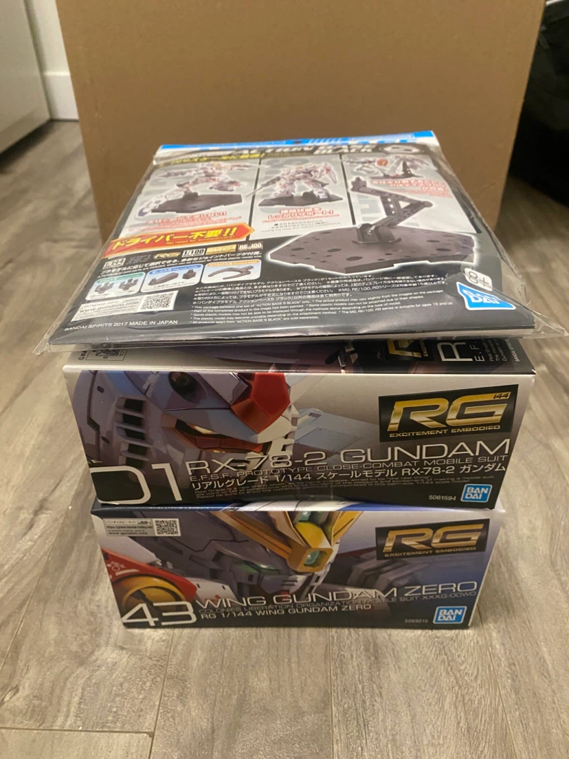 Bandai Gundam RG Model Kits and Action Base 5 bundle - photo 5