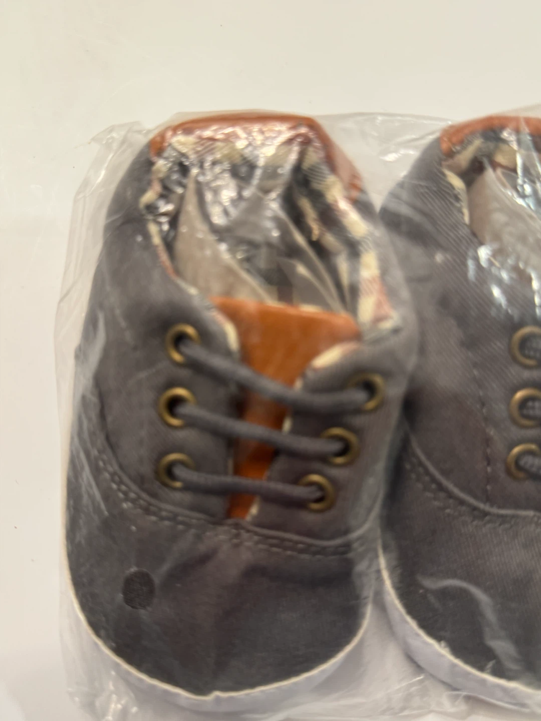 Baby Gray Canvas Sneakers Size 2 - photo 2