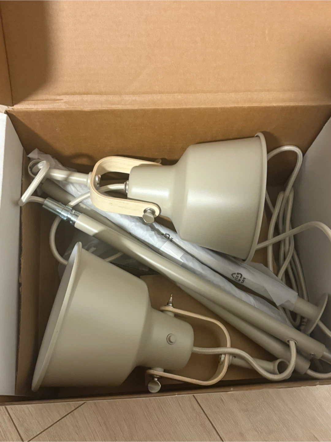 IKEA SJÖMAKT 2-Spot Floor Lamp, Never Used, Bulb Included - photo 4