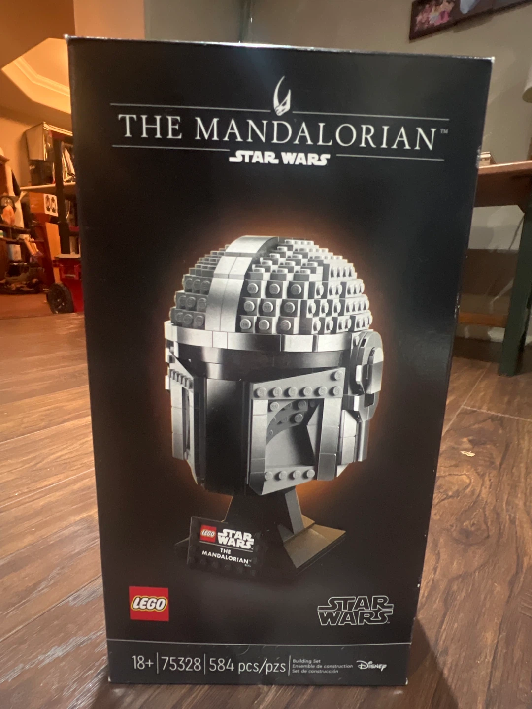 LEGO Star Wars The Mandalorian Helmet 75328 - photo 2