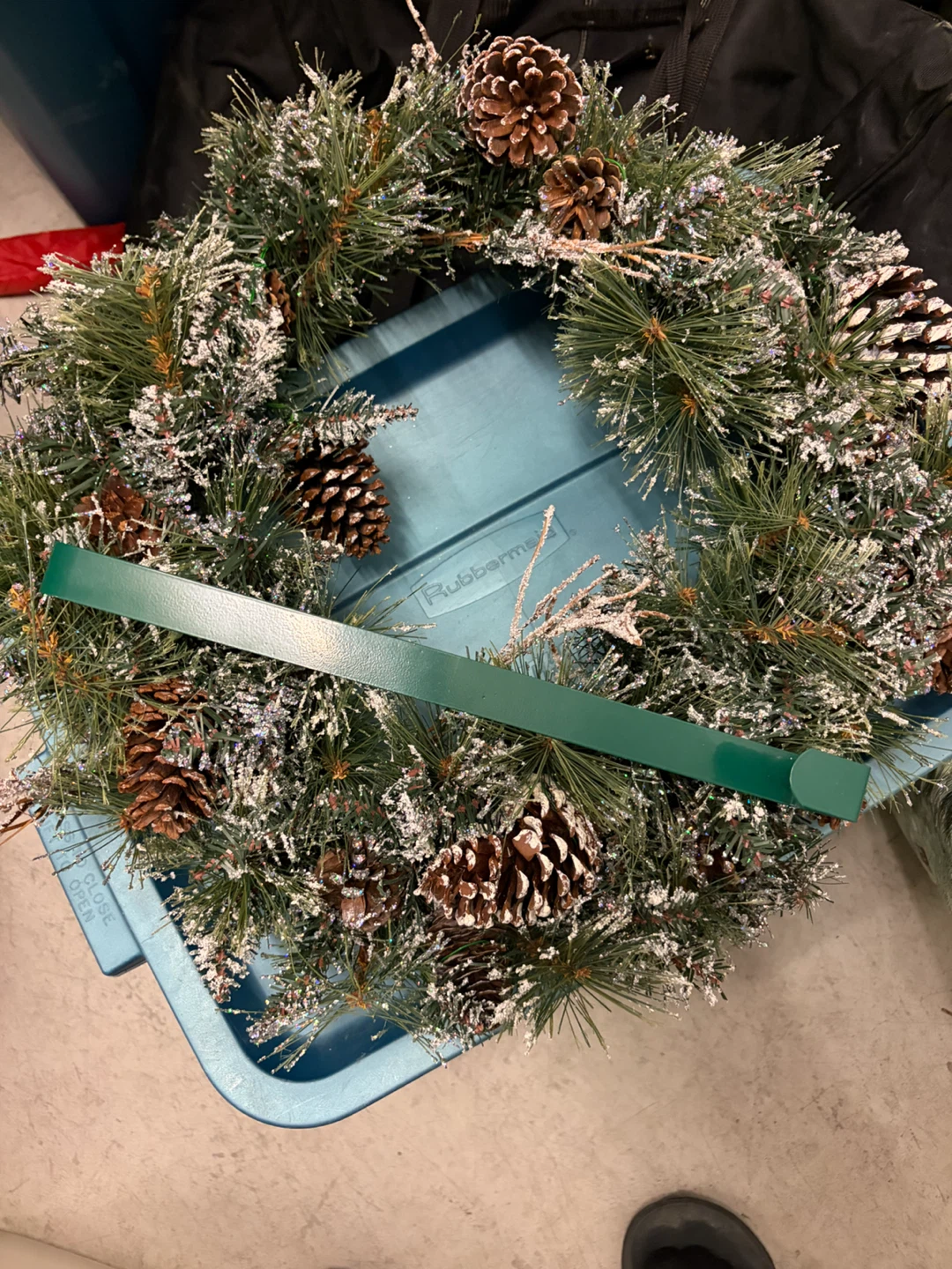 Artificial Christmas Wreath with Pinecones - photo 2