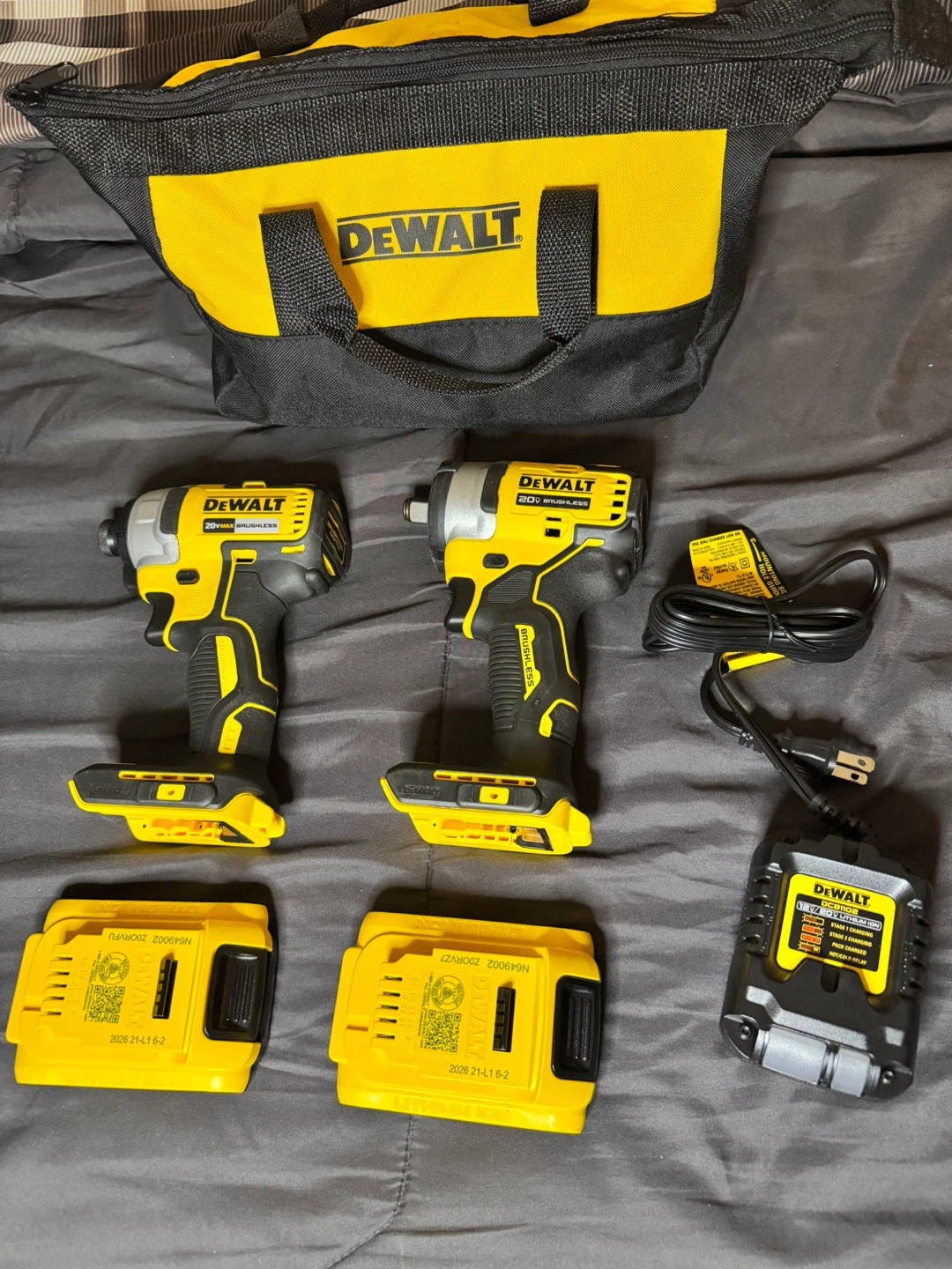 DeWalt 20V Max Brushless Tool Combo Kit - photo 2