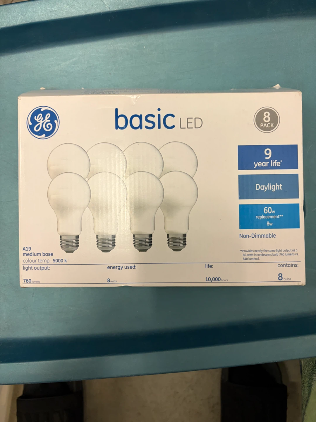 GE Basic LED Daylight Bulbs 8 Pack