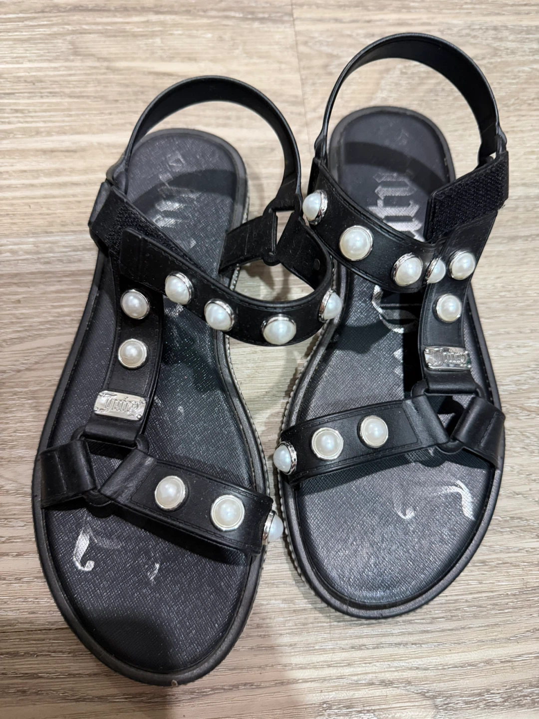 Juicy Couture Pearl Accent Sandals