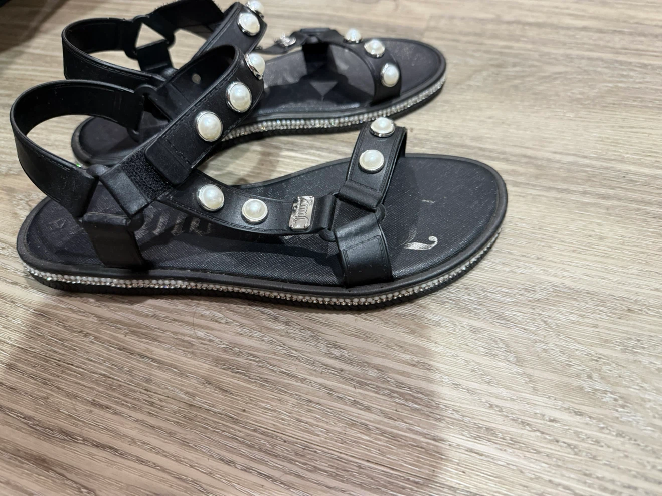 Juicy Couture Pearl Accent Sandals - photo 3