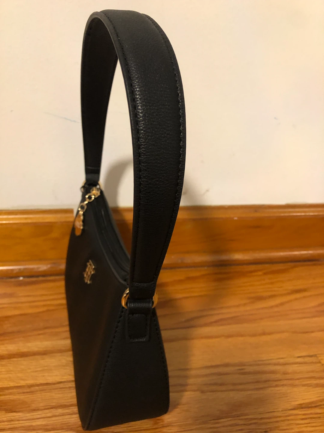 Tommy Hilfiger Black Shoulder Bag - photo 3