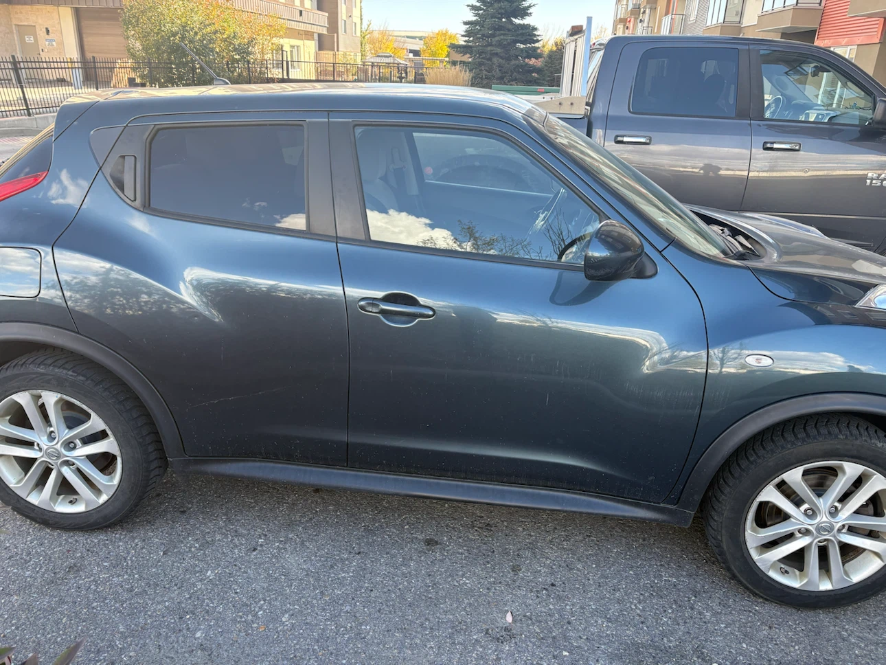 Car - photo 3