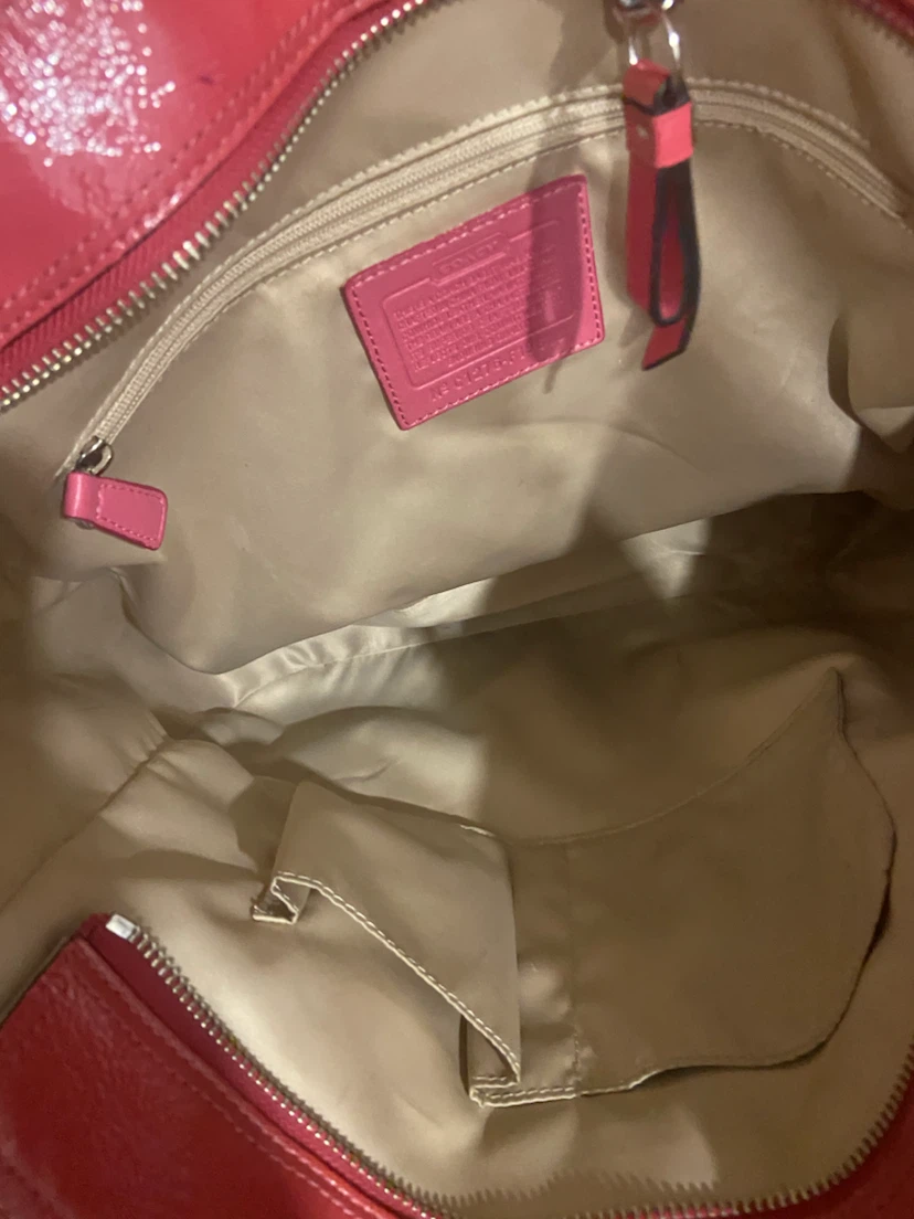 y2k coach patent leather tote bag - photo 3