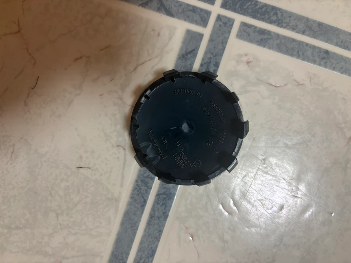 Set of 4 BMW Wheel Centre Caps - photo 3