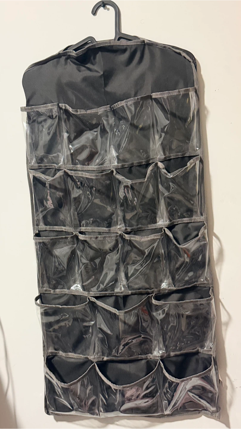 Hanging Closet Organizer with 16 Clear Pockets