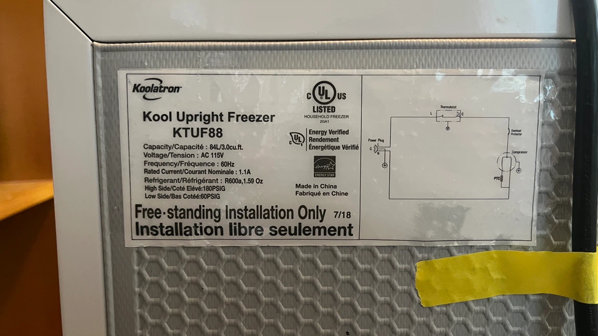 Koolatron Upright Freezer KTUF88 3.0 cu.ft. - photo 4