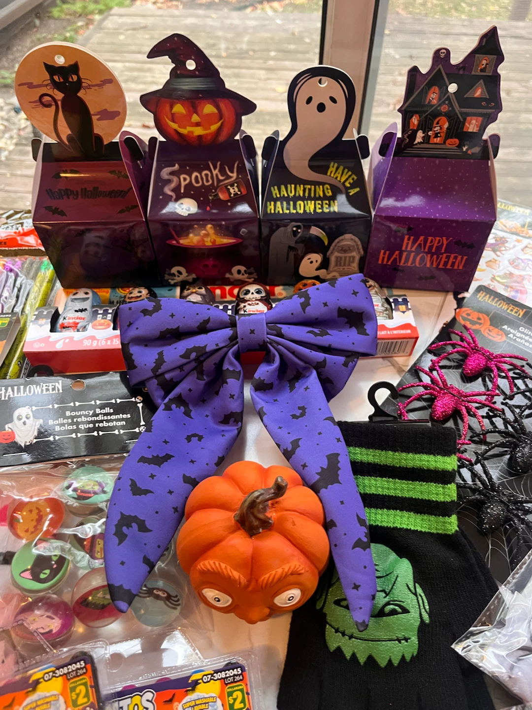Large Halloween Party Supply Bundle - photo 2