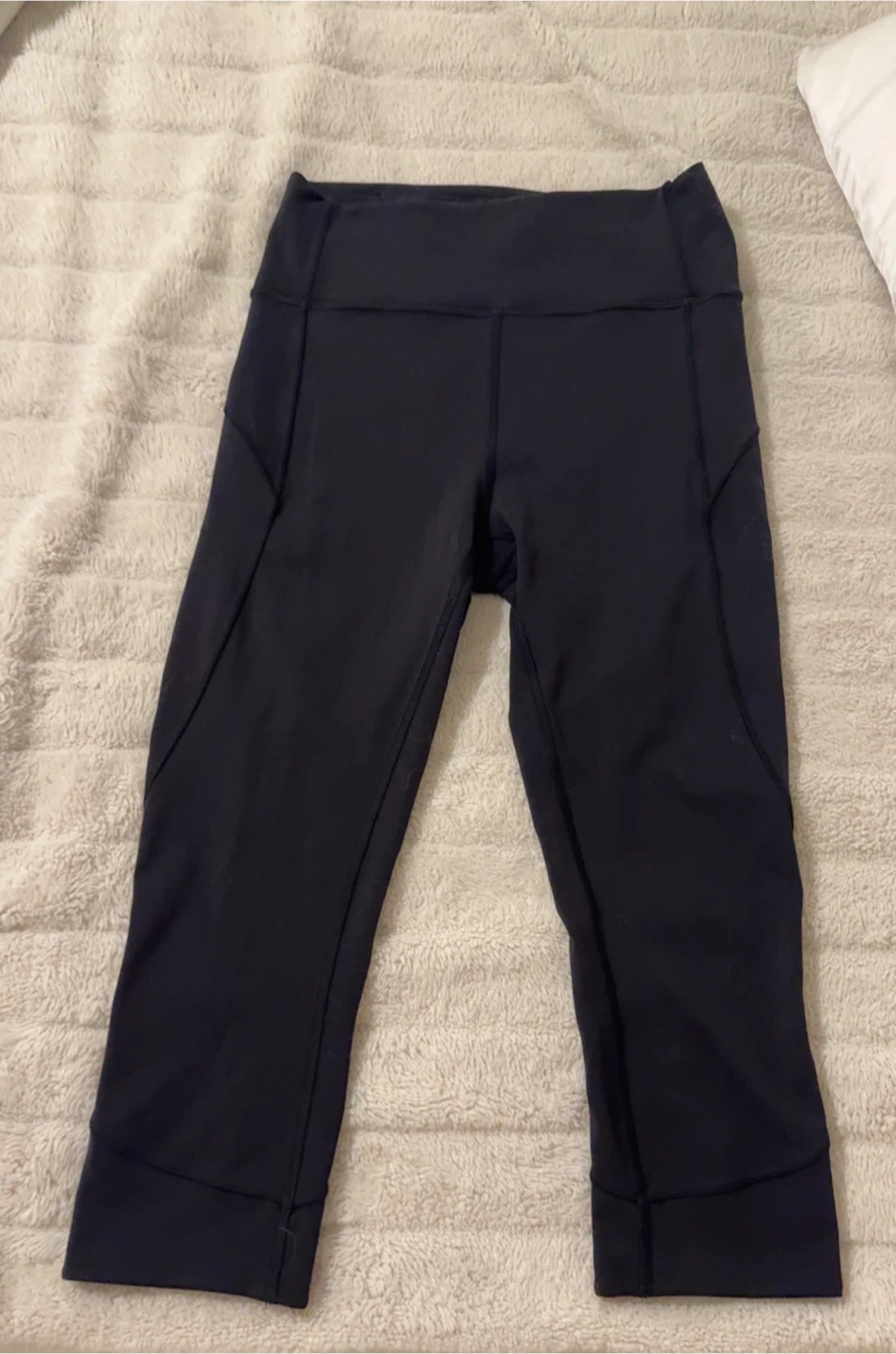 Lululemon In Movement Capri Crop Pants Everlux Women's 19"