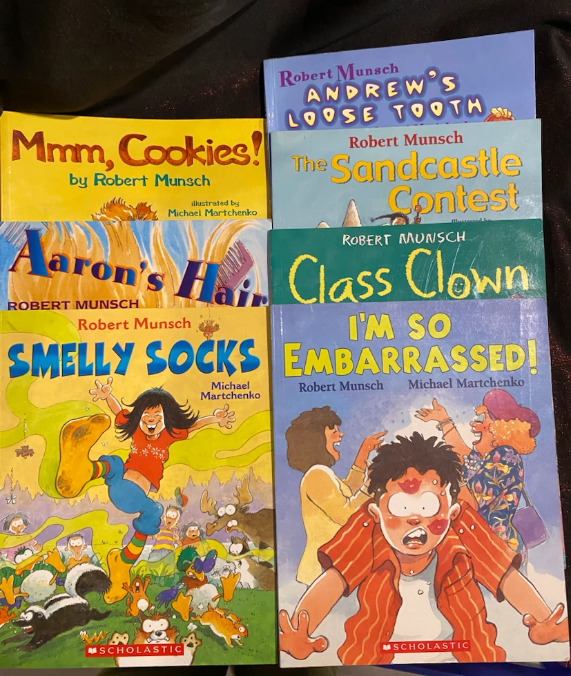 Set of 7 Robert Munsch Children's Books