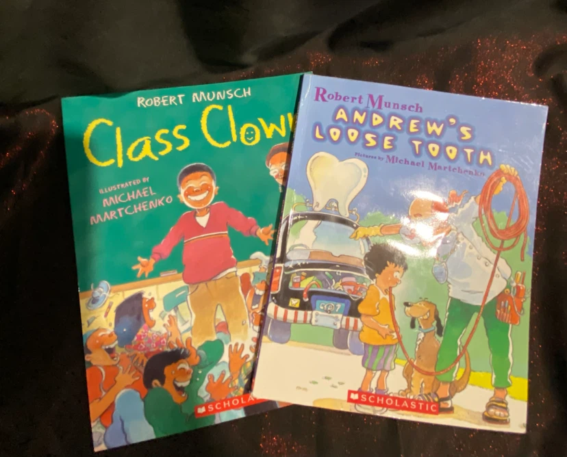 Set of 7 Robert Munsch Children's Books - photo 3