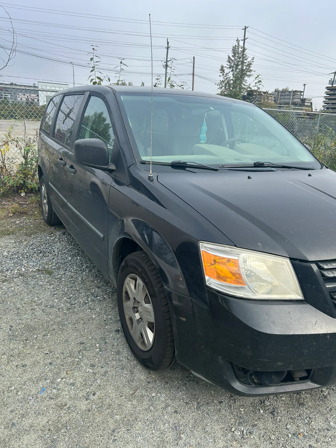 Dodge Grand Caravan Minivan - photo 3