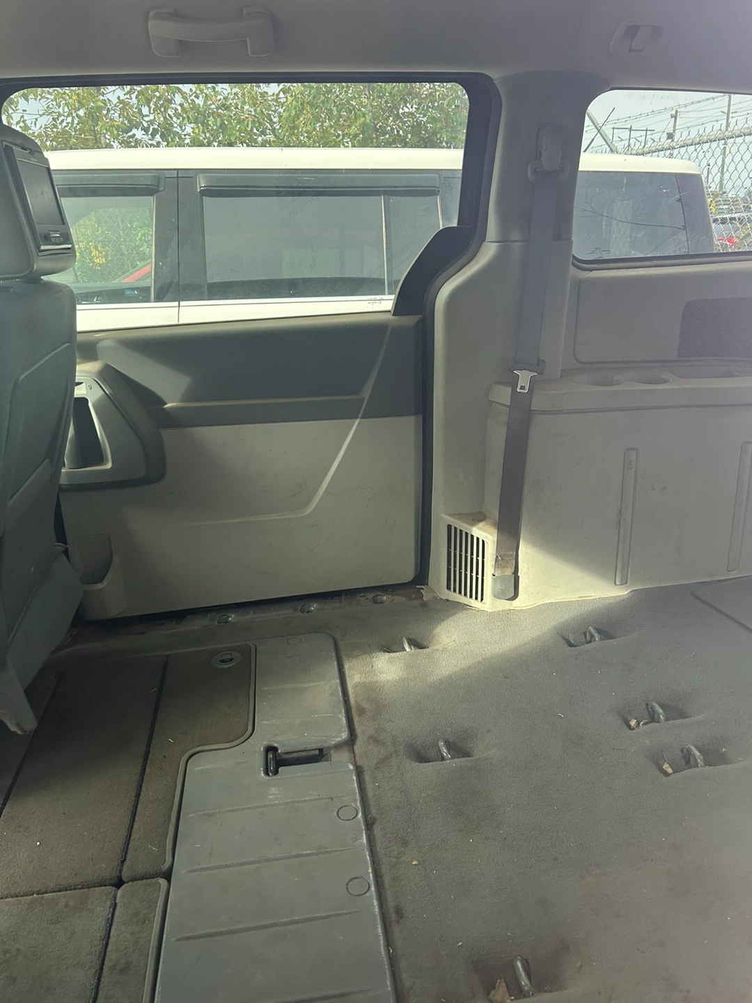 Dodge Grand Caravan Minivan - photo 5
