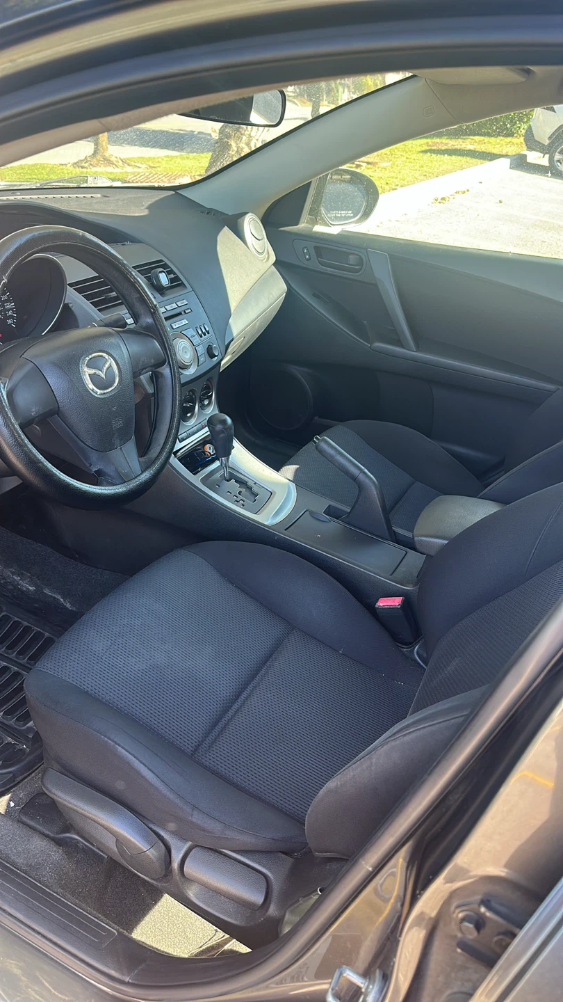 Mazda3 Sedan