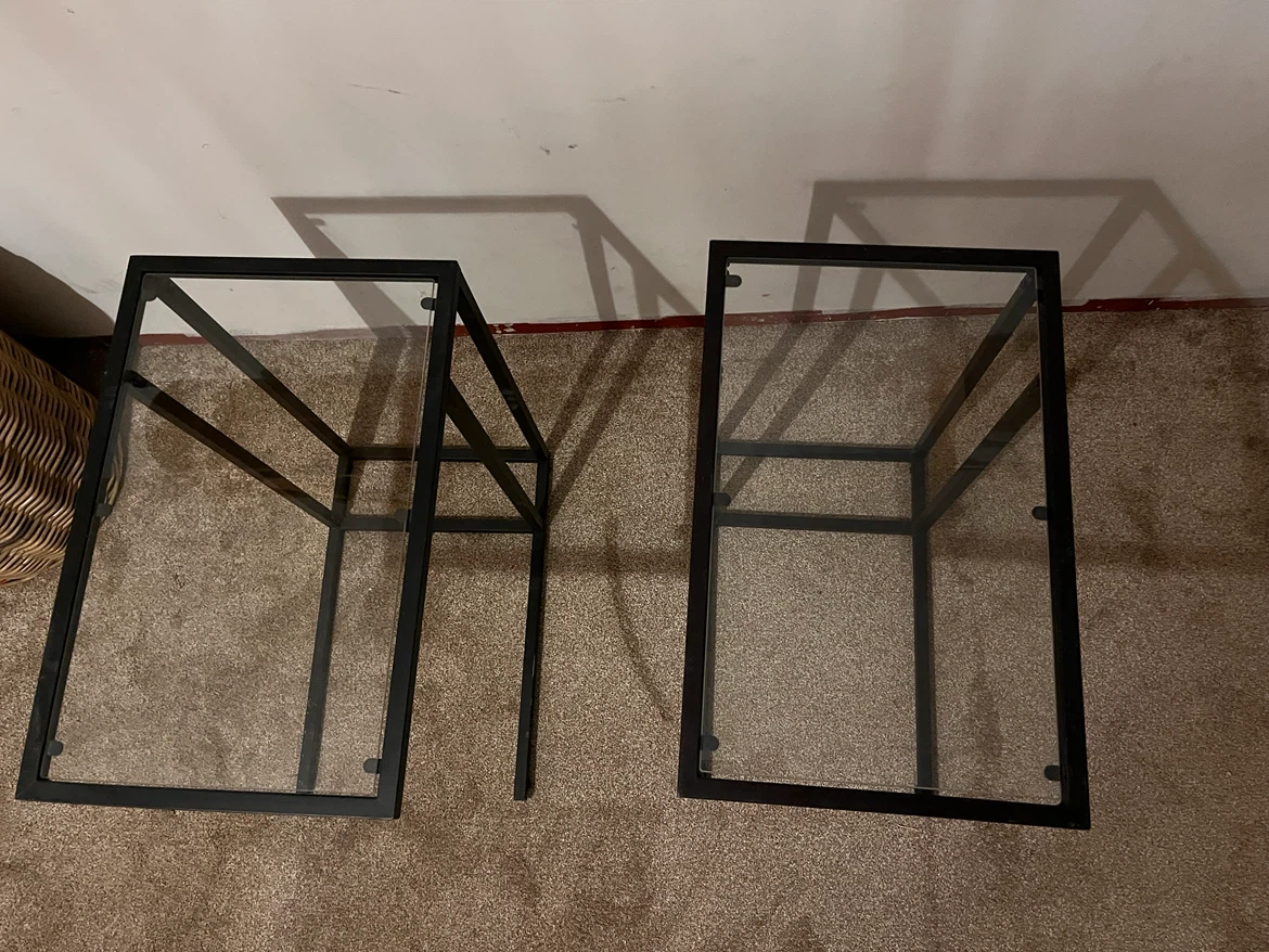 Set of Two C-Shaped Side Tables - photo 2