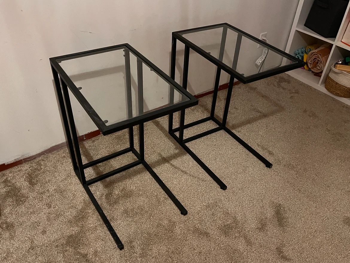 Set of Two C-Shaped Side Tables - photo 3