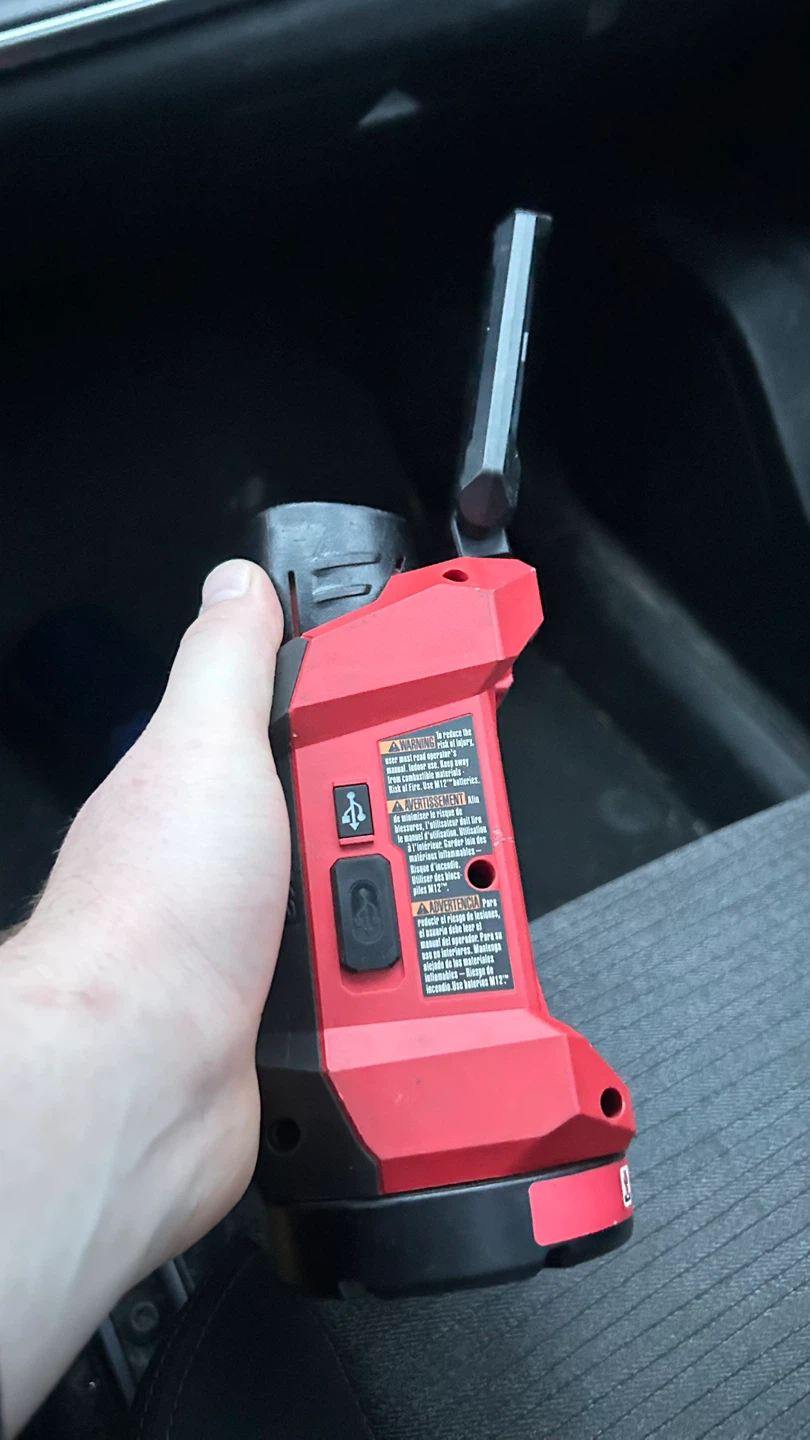 Milwaukee M12 Rover Multi-Directional Flood Light
