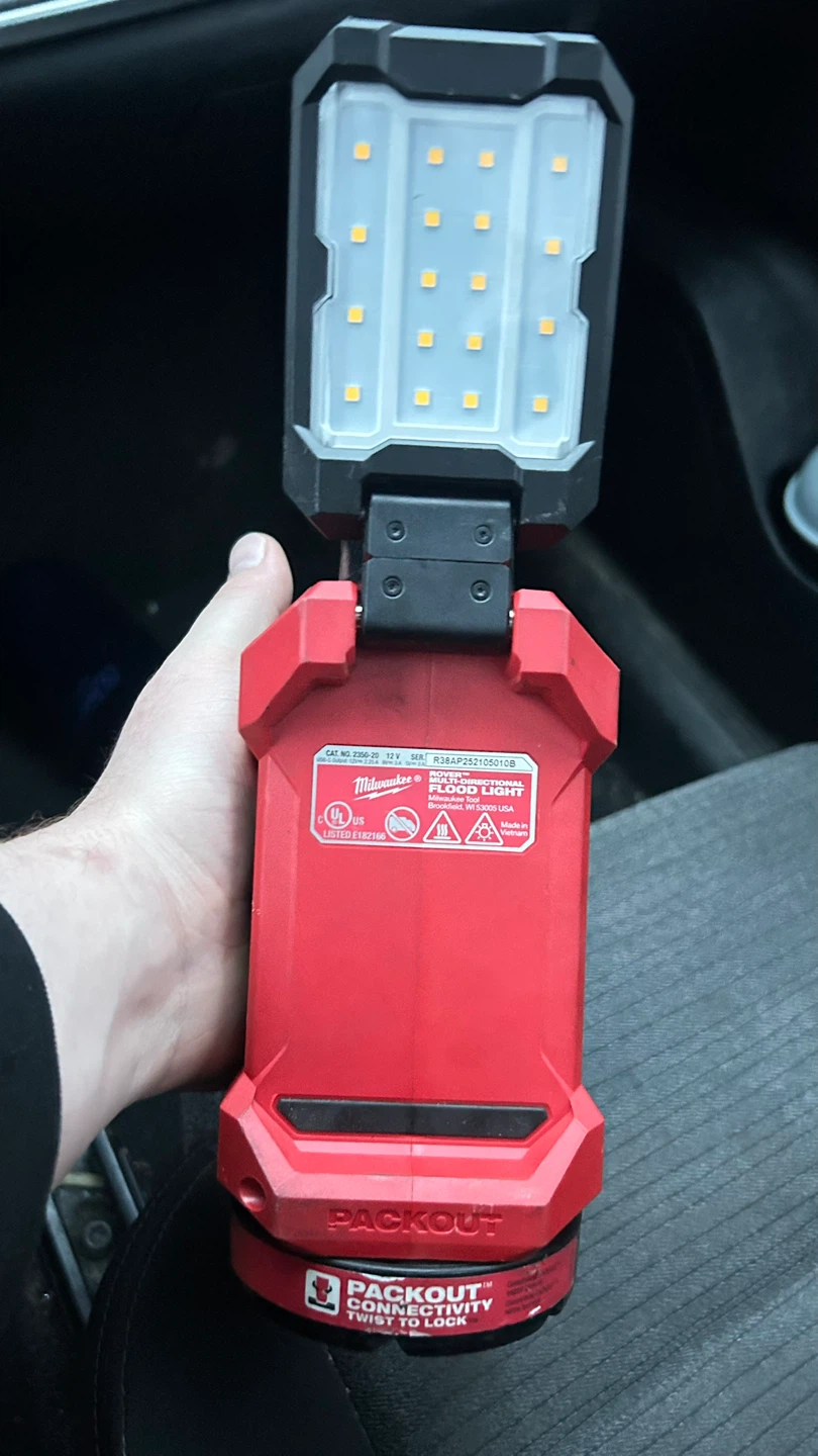 Milwaukee M12 Rover Multi-Directional Flood Light - photo 2