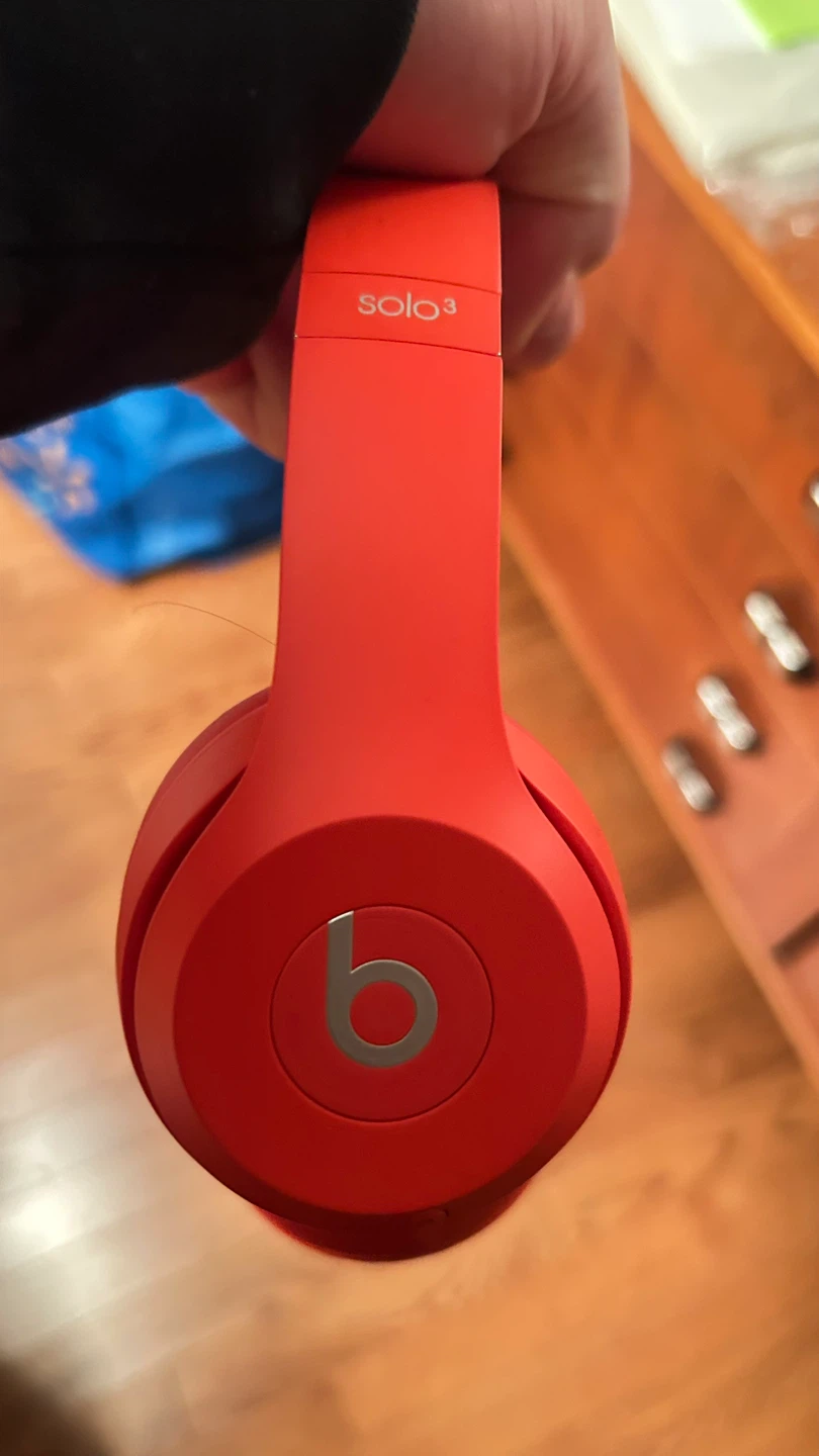 Beats Solo3 Wireless Headphones - Red - photo 2