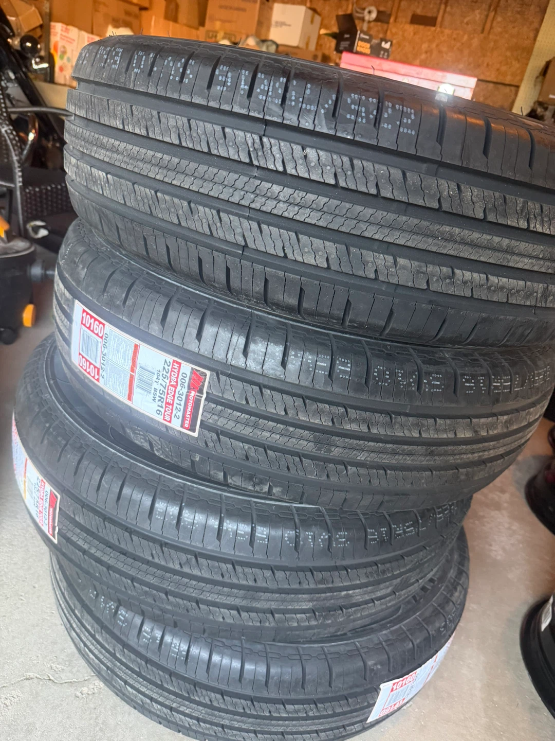 New 4 Motomaster Hydra Edge Tour Tires 225/75R16