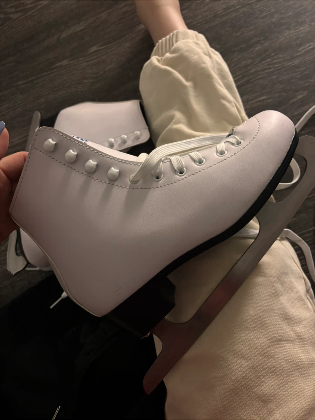 Vic Hockey Dream Figure Skates - US Size 6 - photo 4