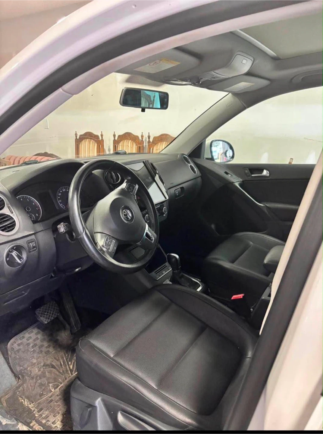 Volkswagen Tiguan 2.0T 4Motion - photo 4