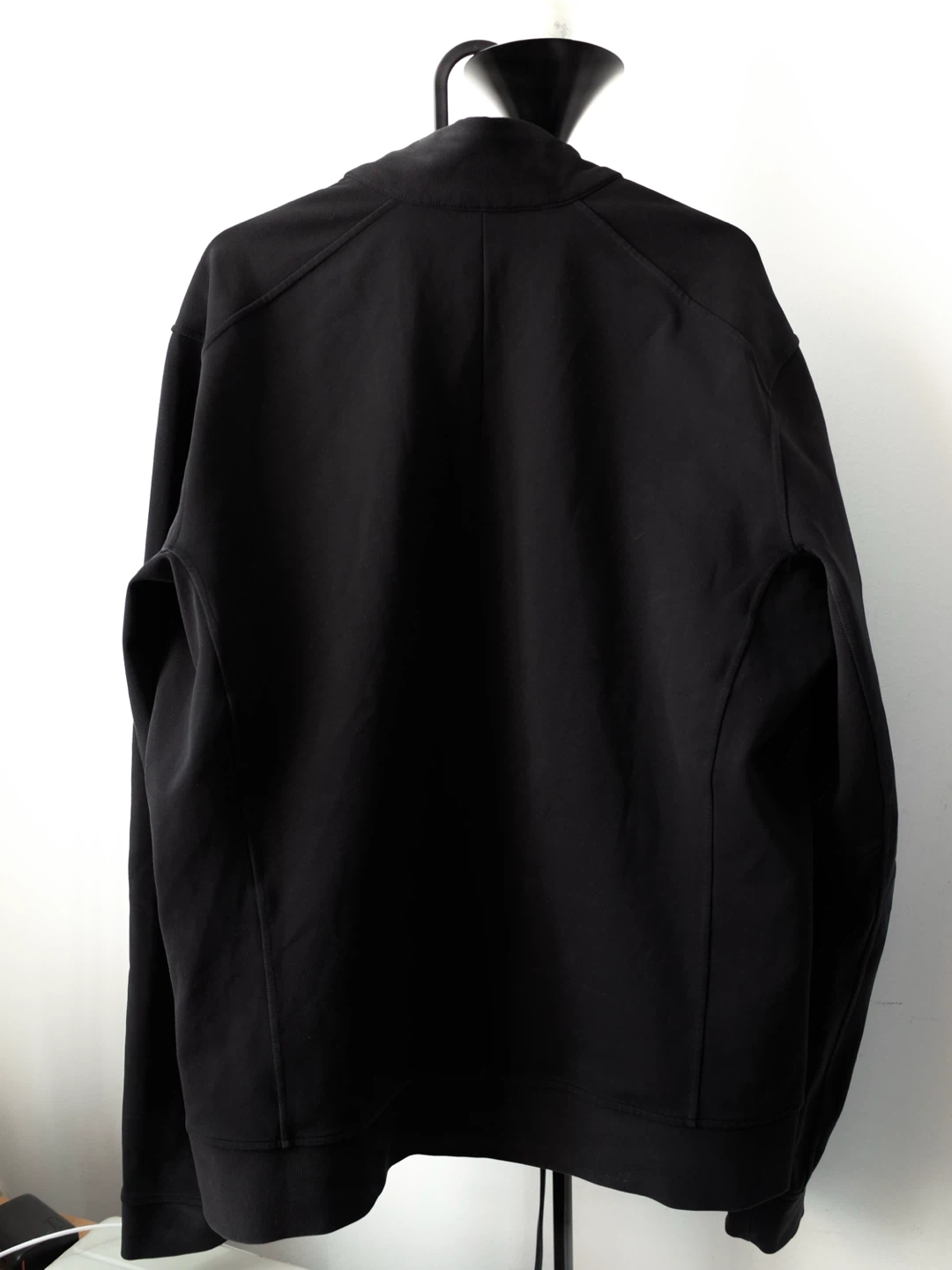 Lululemon Sojourn Jacket Black (L) 158$ - photo 2