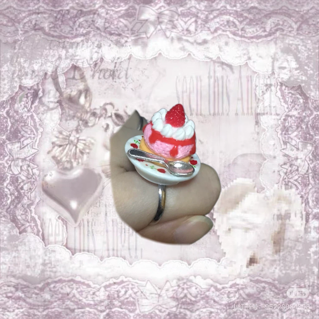 Strawberry Cake Mini Plate Ring