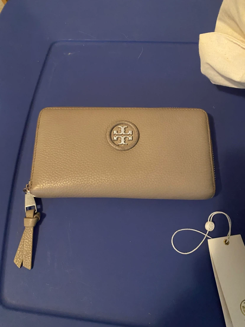 Tory Burch Leather Handbag / Crossbody + Dust Bag & Wallet - photo 3