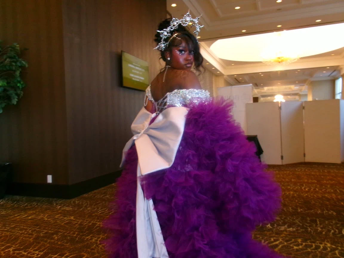 Dramatic Tulle Ruffle Robe in Dark Purple - photo 3