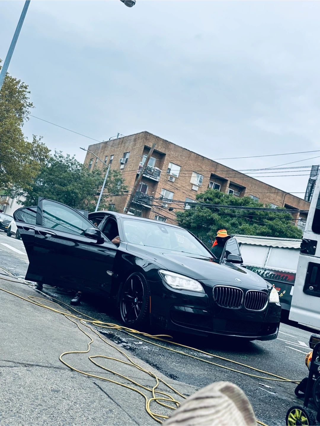 BMW 750i Sedan
