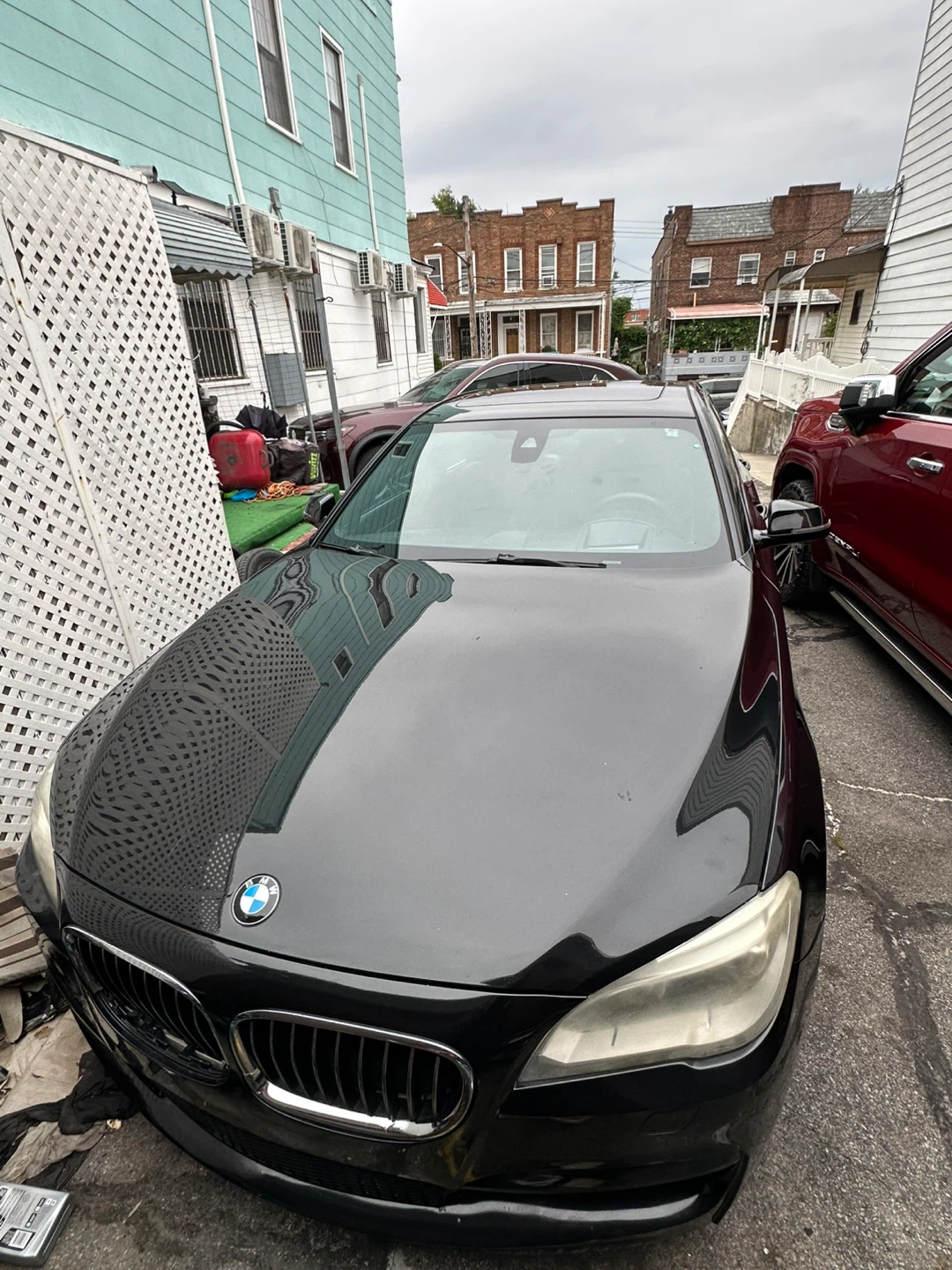 BMW 750i Sedan - photo 4