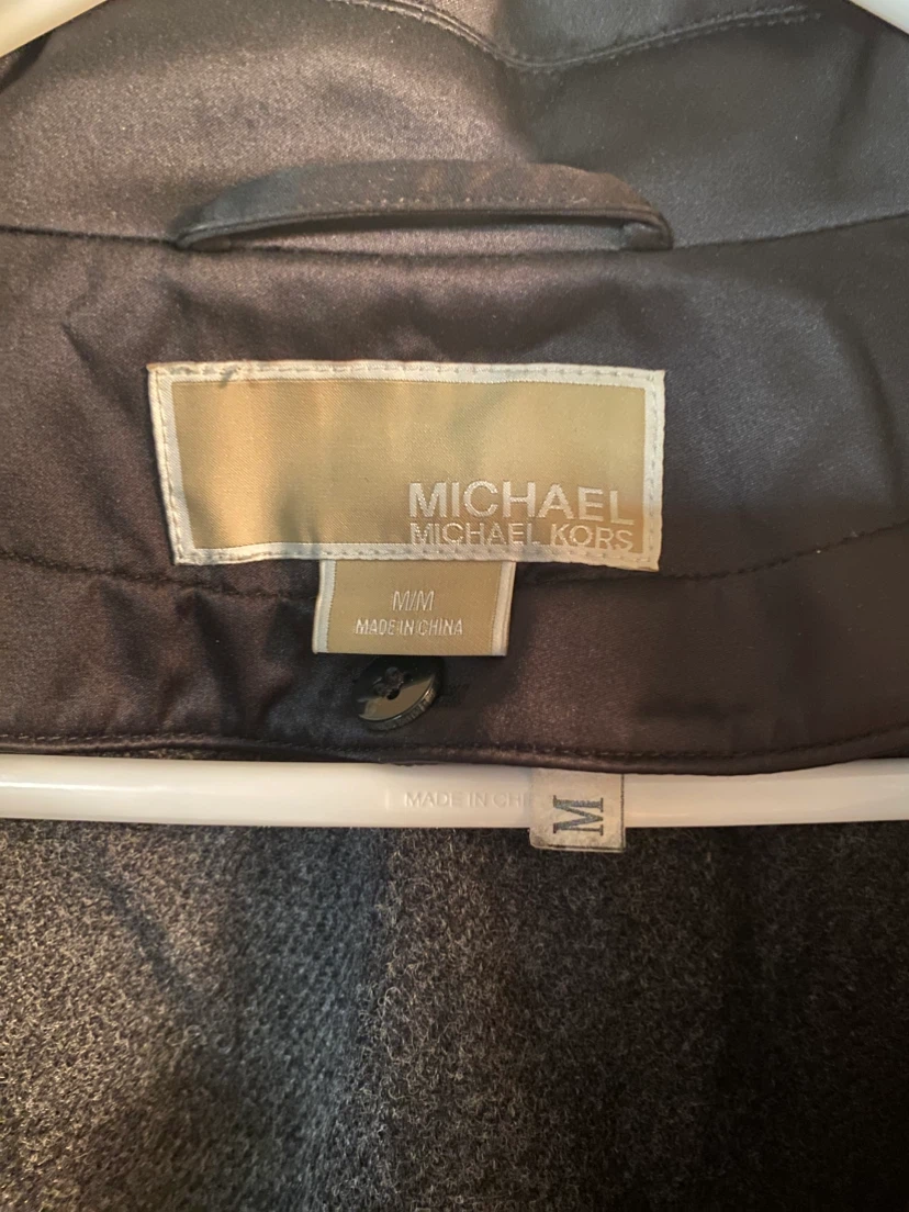Michael Kors Hooded Raincoat/Trench Coat Size MEDIUM - photo 4