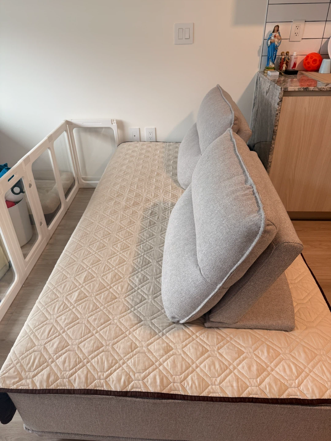 Chameleon sofa from Structube - photo 4