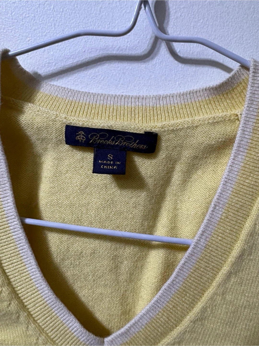 Brooks Brothers Yellow V-Neck Sweater - photo 3