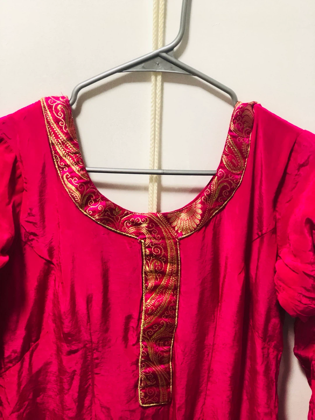 36 Pink Kurti with Gold Embroidery - photo 3