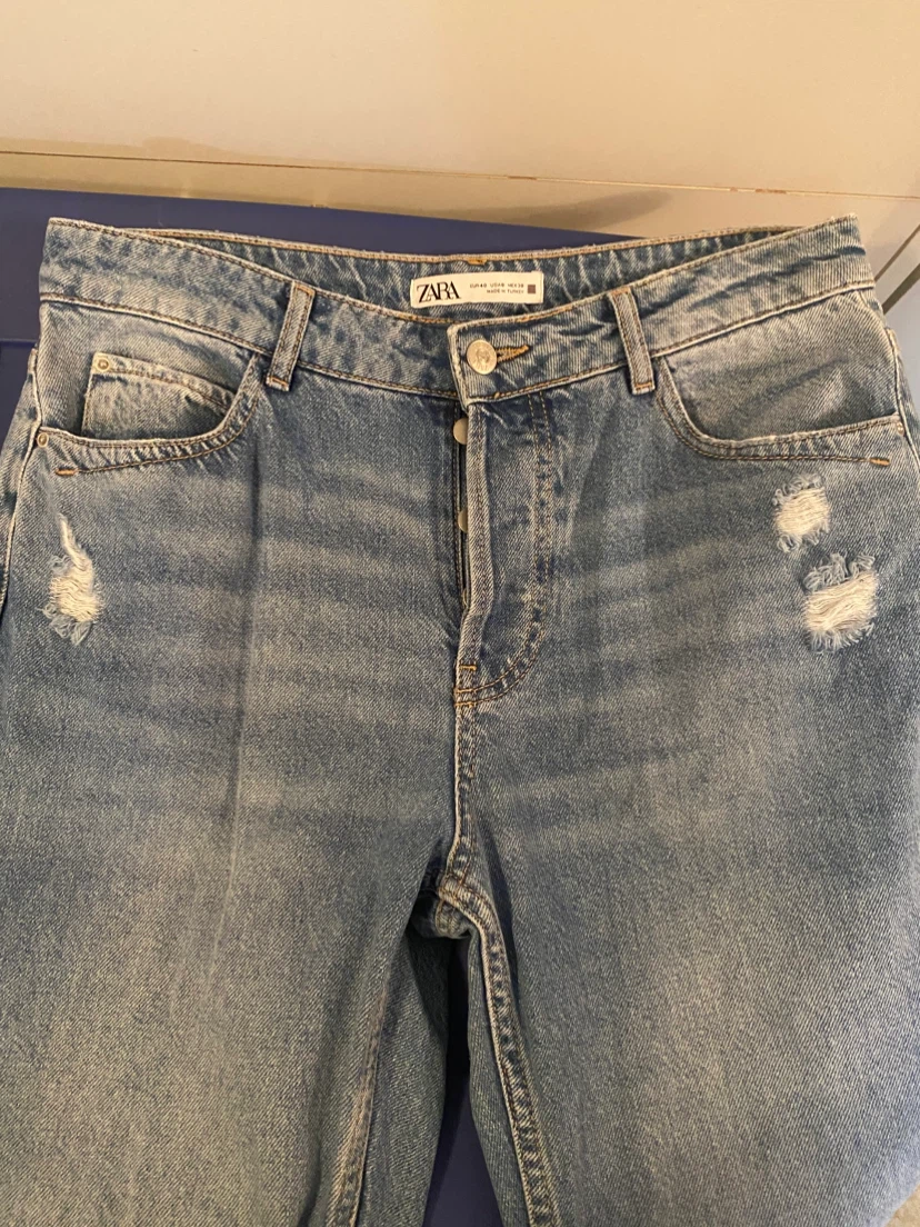 ZARA JEANS SET OF 2 WOMEN’S - SIZE 6 & 8 - photo 2