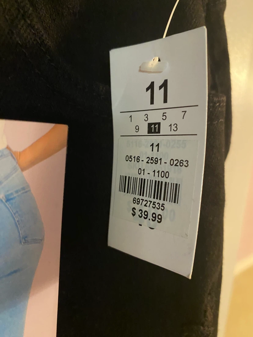 NEW URBAN PLANET JEANS – 2-PAIR SET – SIZES 11 & 13 - photo 4