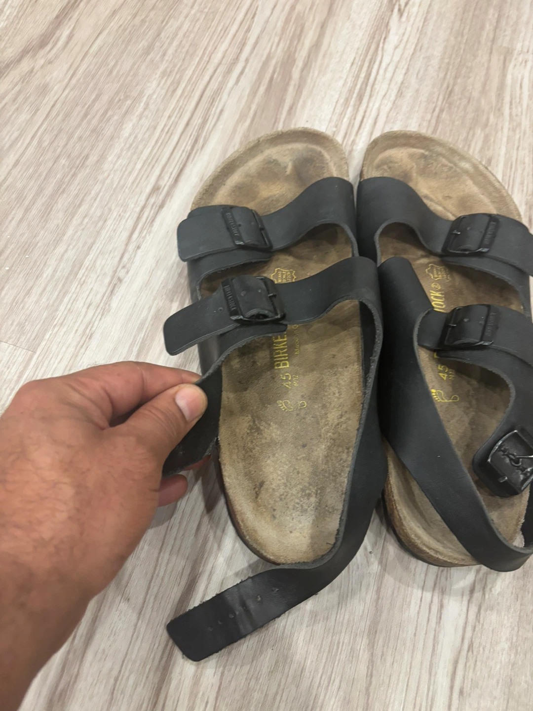 Birkenstock black sandals size 45 - photo 2