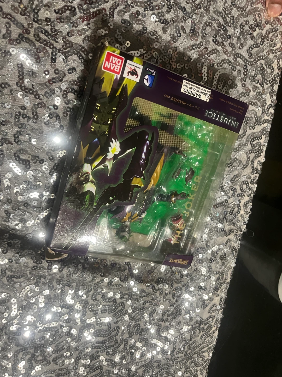 S.H.Figuarts Injustice The Joker Action Figure - photo 4