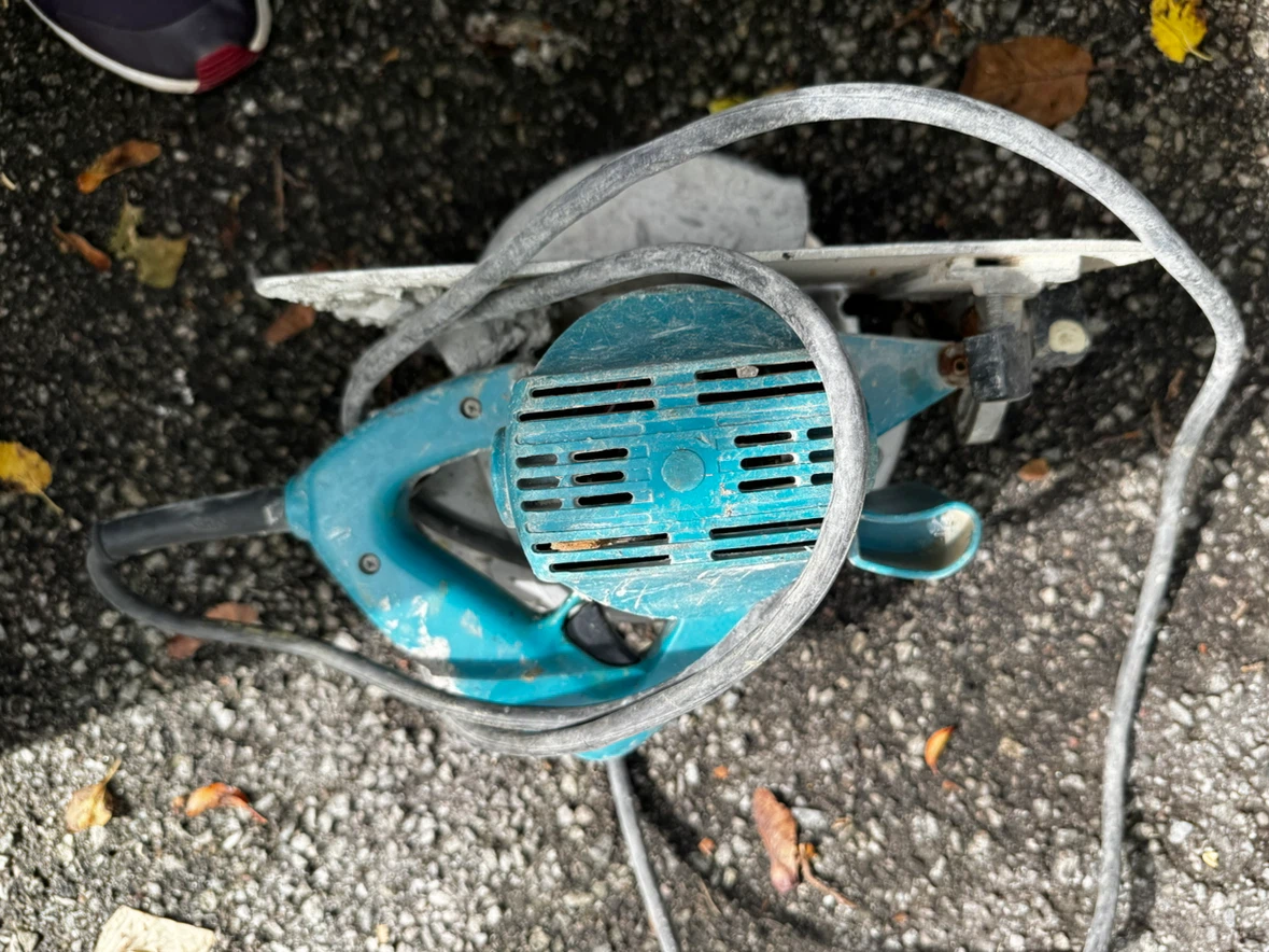 Makita Circular Saw - photo 3