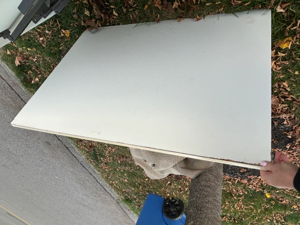 Folding Table - FREE - photo 4