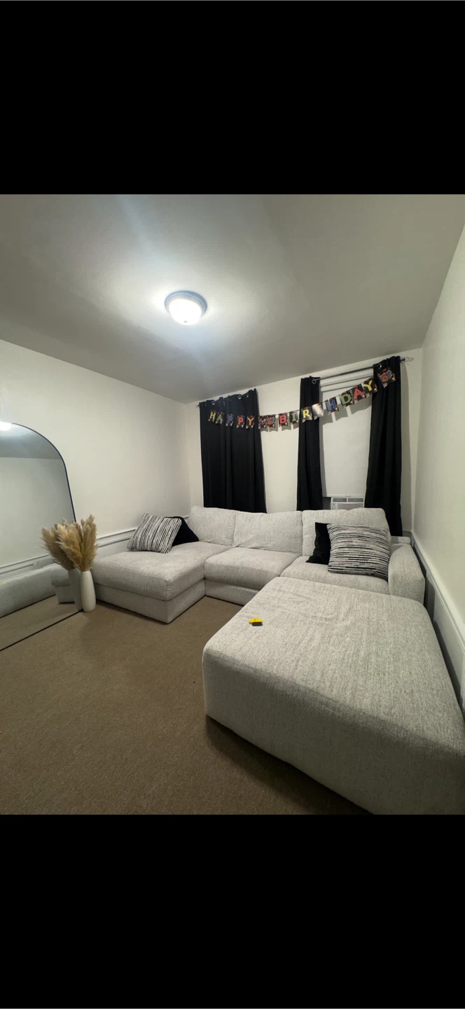Selling couch , dining table and chairs - photo 2